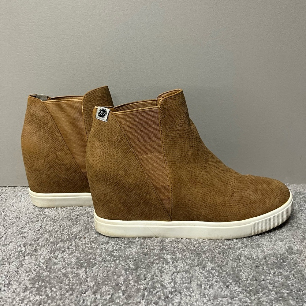 Coconuts by Matisse Brown Lure Wedge Sneaker Booties